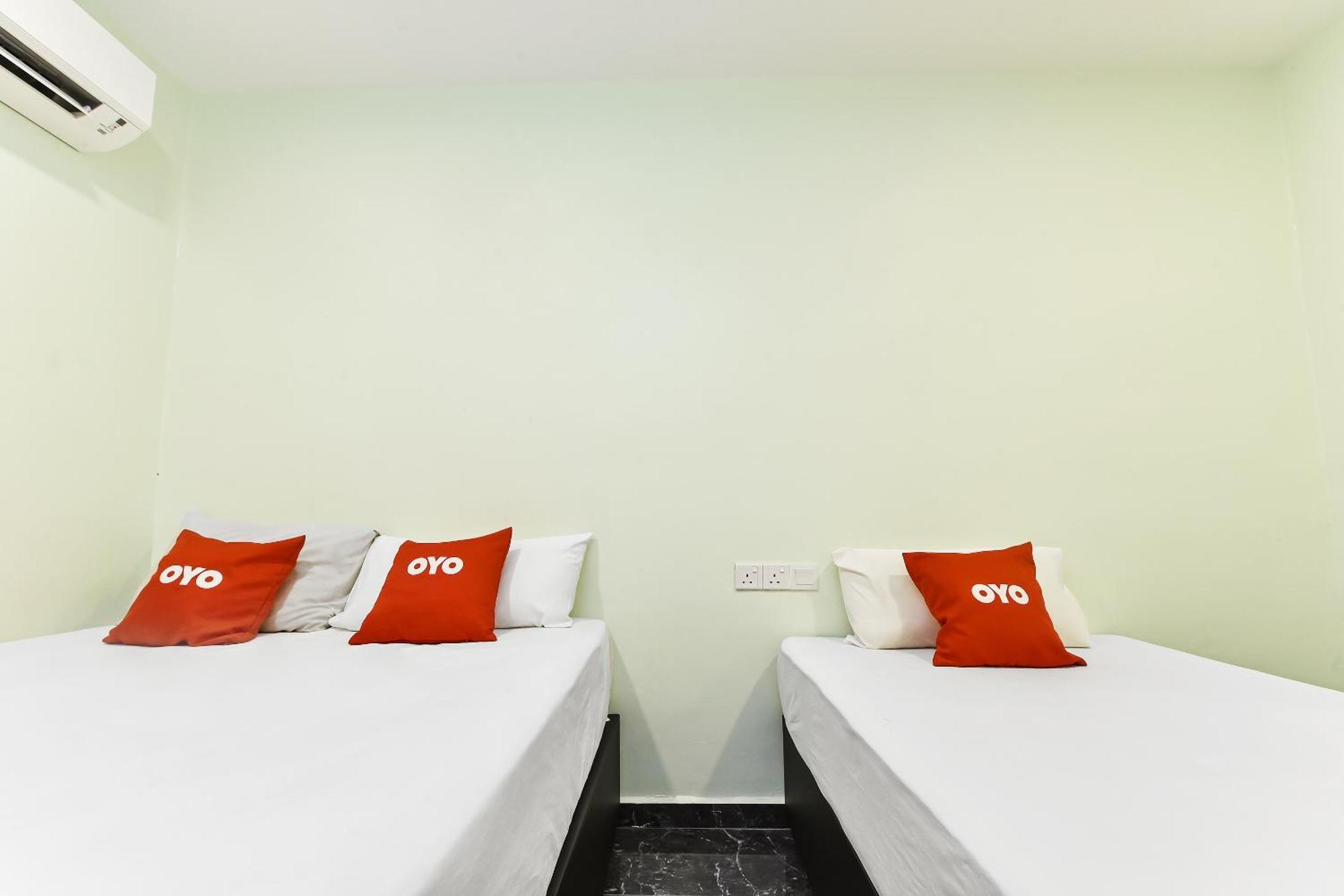 Oyo 90445 Th Hotel Bahau المظهر الخارجي الصورة